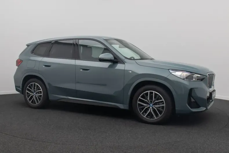 BMW iX1 (Seria X) din 2023 cu 10.321 km - oferta BMW212556 - foto 4