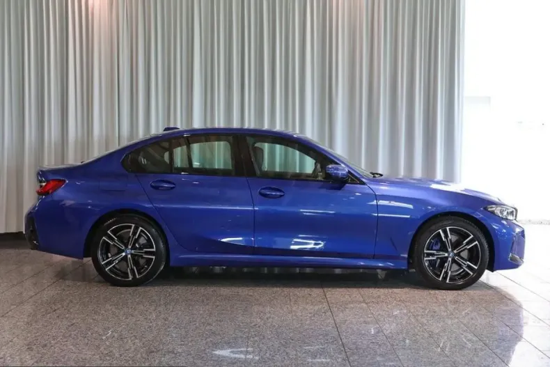 BMW 320 (Seria 3) din 2024 cu 26.112 km - oferta BMW212561 - foto 2