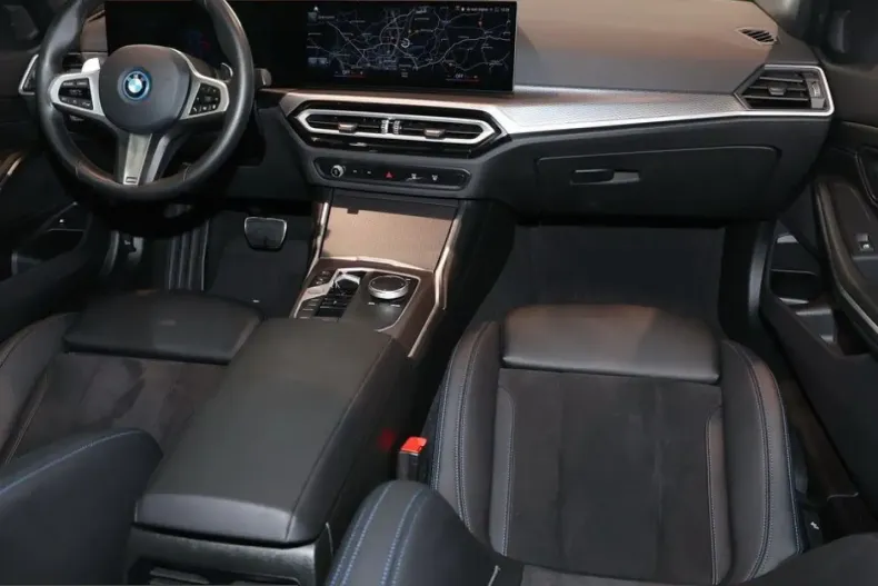 BMW 320 (Seria 3) din 2024 cu 26.112 km - oferta BMW212561 - foto 5