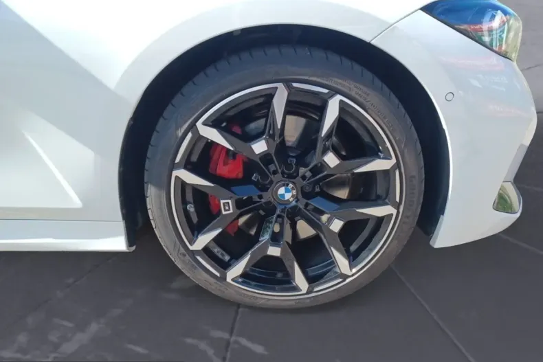 BMW 320 (Seria 3) din 2024 cu 14.044 km - oferta BMW212562 - foto 12