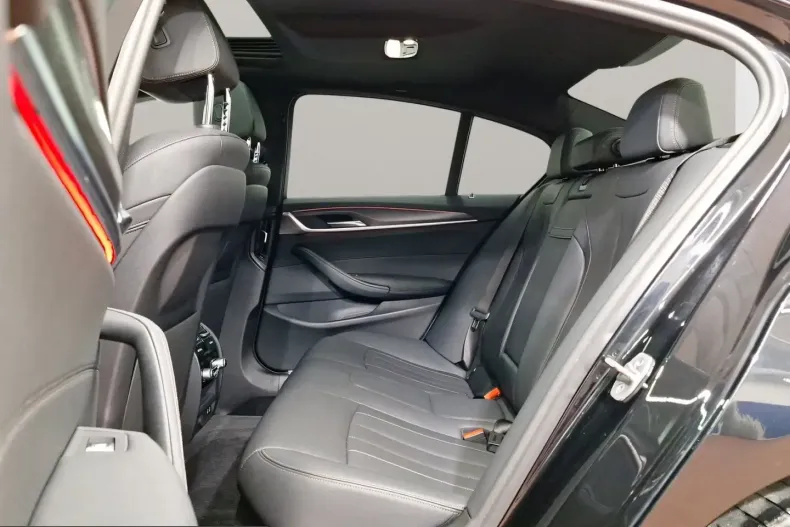 BMW 530 (Seria 5) din 2022 cu 83.862 km - oferta BMW212565 - foto 6