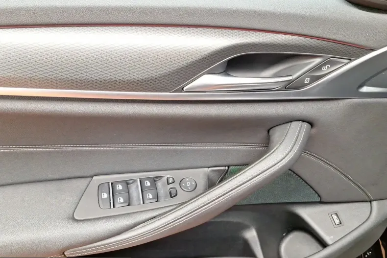 BMW 530 (Seria 5) din 2022 cu 83.862 km - oferta BMW212565 - foto 15