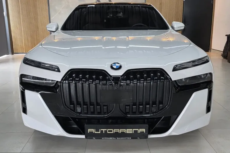 BMW 740 (Seria 7) din 2023 cu 53.000 km - oferta BMW212569 - foto 4
