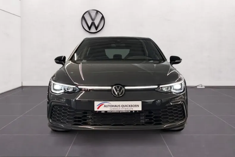 Volkswagen Golf din 2024 cu 14.900 km - oferta VOL212571 - foto 3