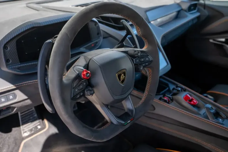 Lamborghini Revuelto din 2024 cu 5.678 km - oferta LAM212573 - foto 37