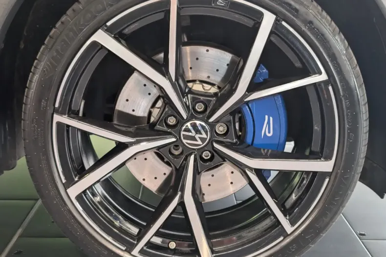 Volkswagen Tiguan din 2023 cu 22.000 km - oferta VOL212579 - foto 13