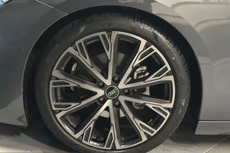Audi A6 e-tron din 2025 cu 8.750 km - oferta AUD212590 - foto 8