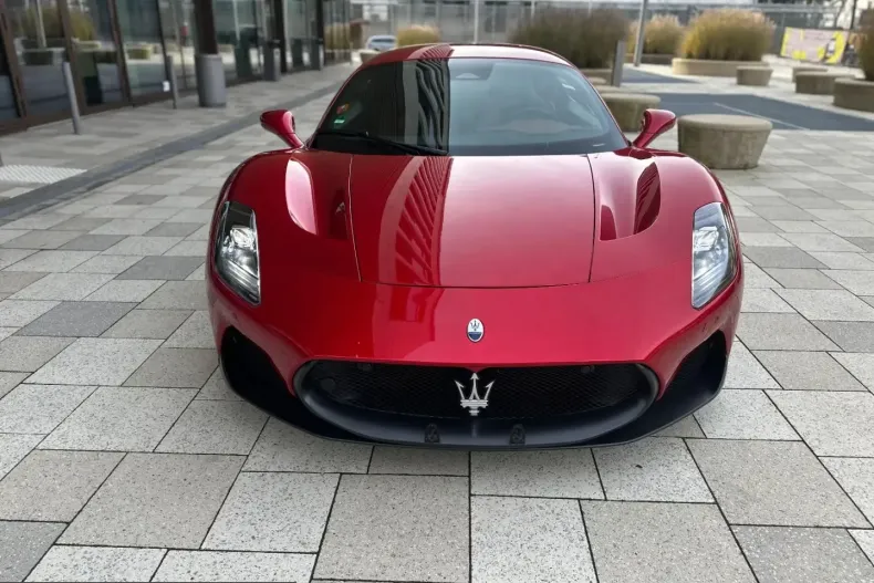 Maserati MC20 din 2023 cu 20.000 km - oferta MAS212592 - foto 3