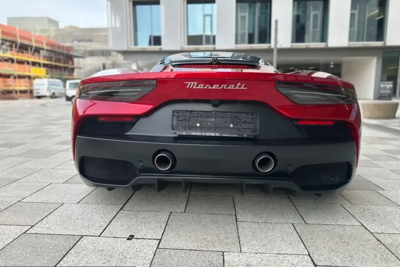 Maserati MC20 din 2023 cu 20.000 km - oferta MAS212592 - foto 5