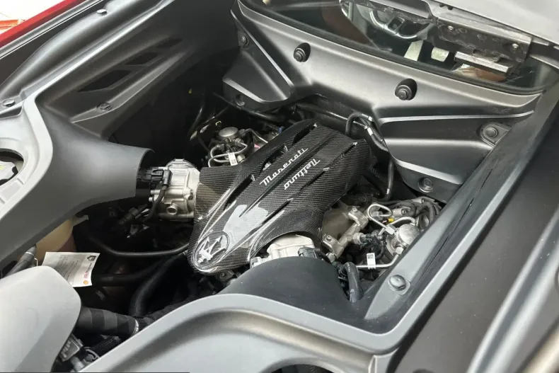 Maserati MC20 din 2023 cu 20.000 km - oferta MAS212592 - foto 31