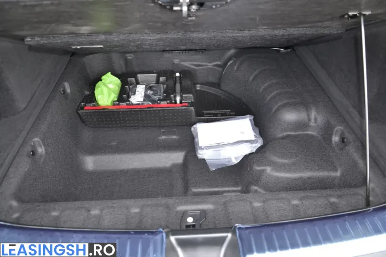 Mercedes-Benz GLE 450 (Clasa GLE) din 2024 cu 15.360 km - oferta MER212594 - foto 30