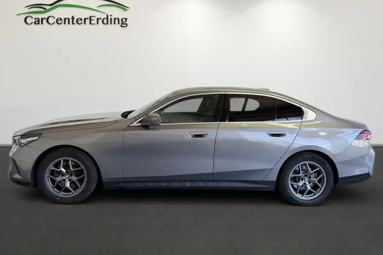 BMW 520 (Seria 5) din 2024 cu 48.800 km - oferta BMW212596 - foto 6
