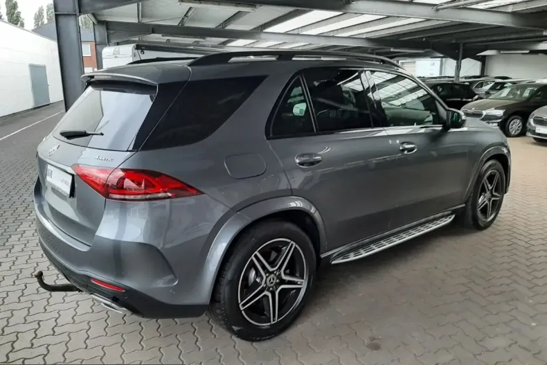 Mercedes-Benz GLE 400 (Clasa GLE) din 2022 cu 76.228 km - oferta MER212605 - foto 3