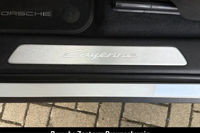 Porsche Cayenne din 2024 cu 20.299 km - oferta POR212606 - foto 21