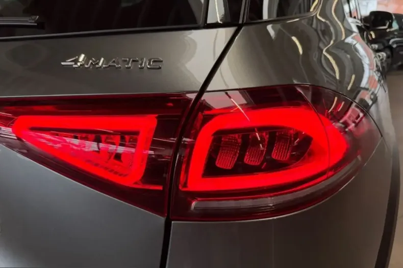 Mercedes-Benz GLE 350 (Clasa GLE) din 2021 cu 55.808 km - oferta MER212609 - foto 9