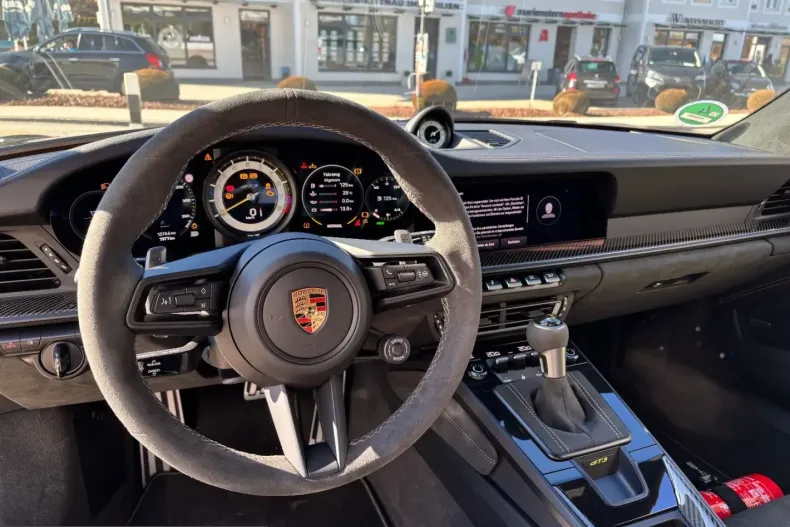 Porsche 992 din 2023 cu 1.900 km - oferta POR212616 - foto 17