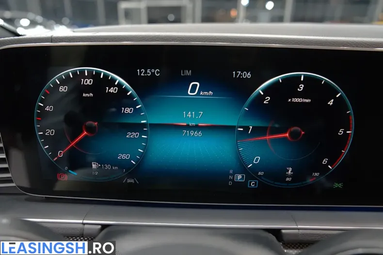 Mercedes-Benz GLE 400 (Clasa GLE) din 2021 cu 71.996 km - oferta MER212620 - foto 14