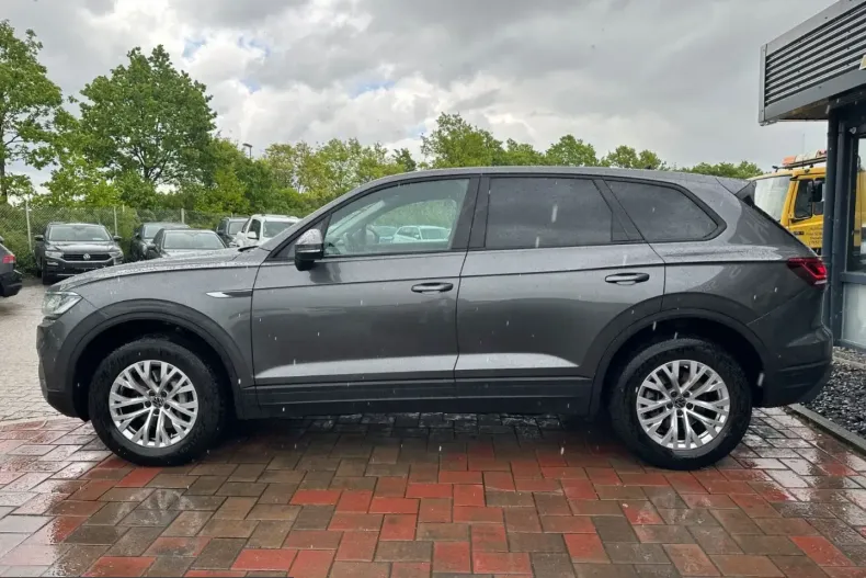 Volkswagen Touareg din 2021 cu 96.855 km - oferta VOL212624 - foto 5