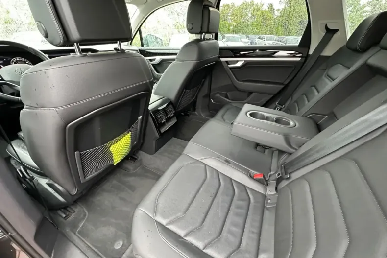 Volkswagen Touareg din 2021 cu 96.855 km - oferta VOL212624 - foto 25