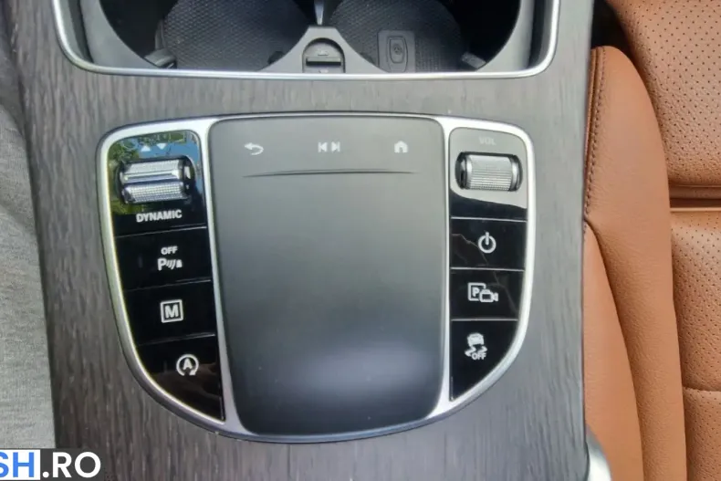 Mercedes-Benz GLC 300 (Clasa GLC) din 2022 cu 99.950 km - oferta MER212625 - foto 24
