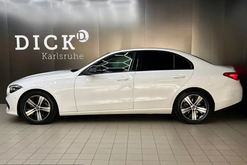 Mercedes-Benz C 300 (Clasa C) din 2022 cu 77.499 km - oferta MER212627 - foto 3