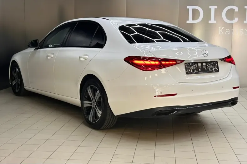 Mercedes-Benz C 300 (Clasa C) din 2022 cu 77.499 km - oferta MER212627 - foto 4