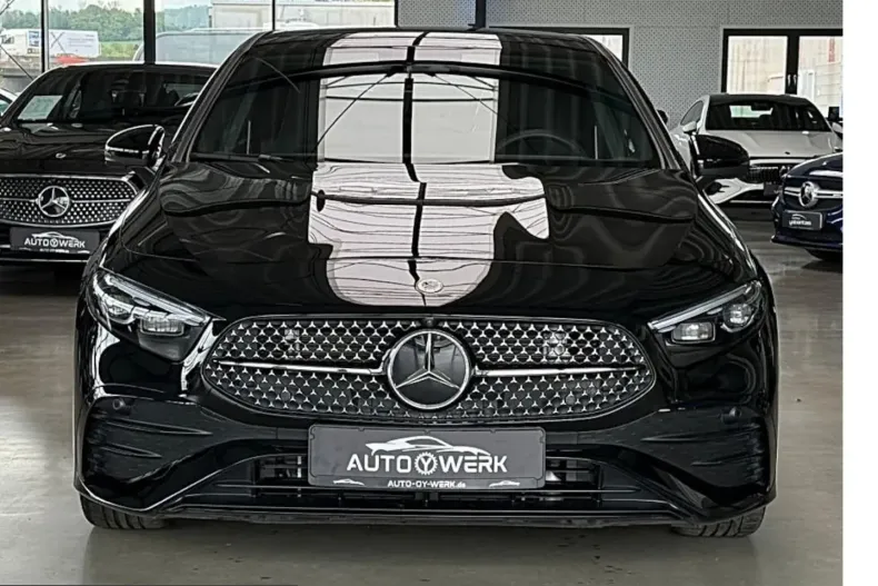 Mercedes-Benz A 200 (Clasa A) din 2025 cu 6.100 km - oferta MER212629 - foto 4