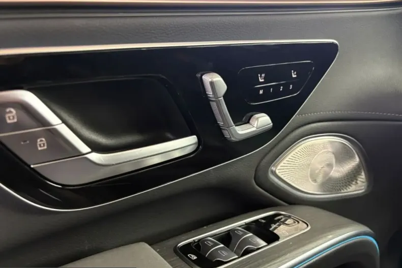 Mercedes-Benz EQS din 2022 cu 49.822 km - oferta MER212630 - foto 20
