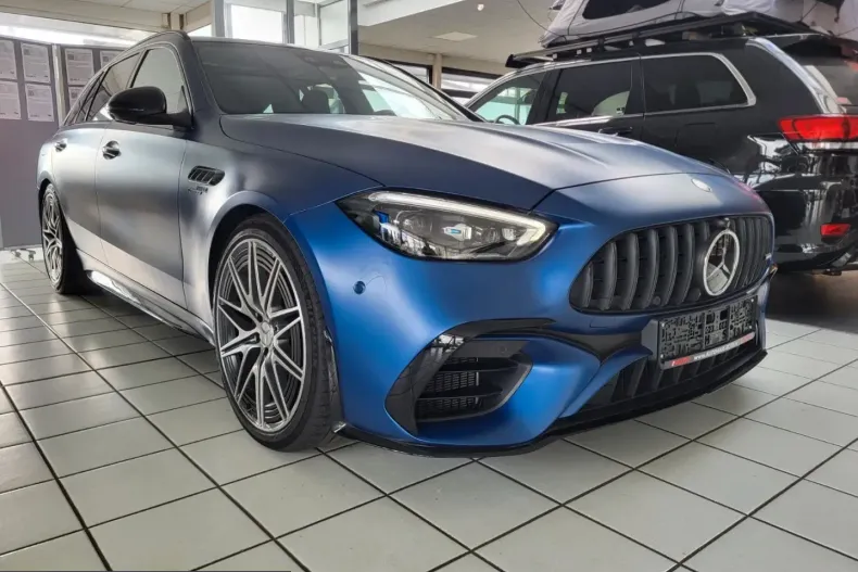 Mercedes-Benz C 63 AMG (Clasa C) din 2023 cu 19.500 km - oferta MER212631 - foto 1