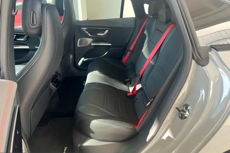 Mercedes-Benz EQE din 2023 cu 20.765 km - oferta MER212634 - foto 16