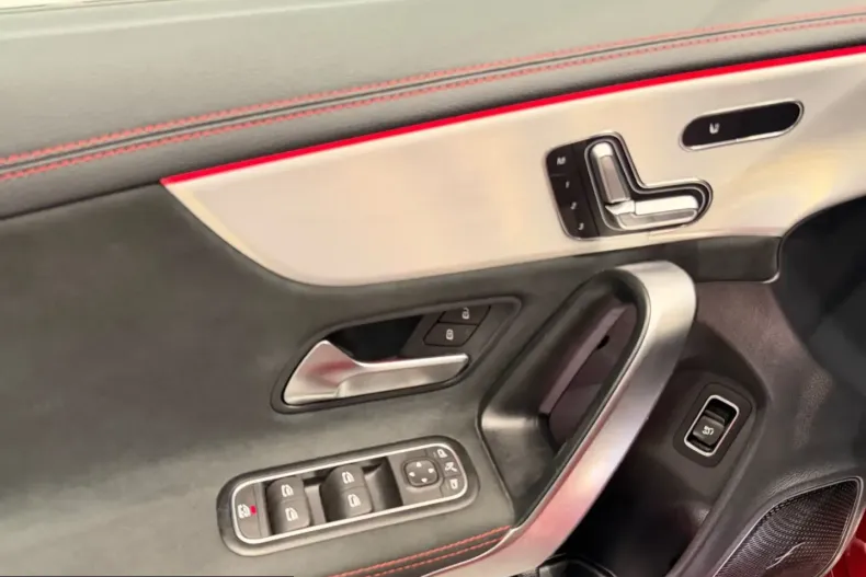Mercedes-Benz CLA 45 AMG Shooting Brake din 2024 cu 91.000 km - oferta MER212638 - foto 26