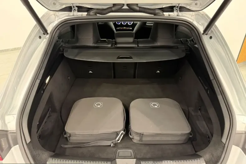 Mercedes-Benz CLA 250 Shooting Brake (Clasa CLA) din 2023 cu 62.000 km - oferta MER212639 - foto 31
