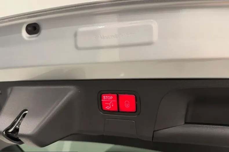 Mercedes-Benz CLA 250 Shooting Brake (Clasa CLA) din 2023 cu 62.000 km - oferta MER212639 - foto 34
