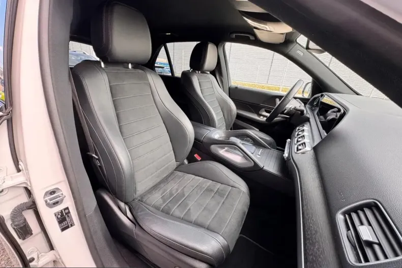 Mercedes-Benz GLE 300 (Clasa GLE) din 2023 cu 41.000 km - oferta MER212646 - foto 22