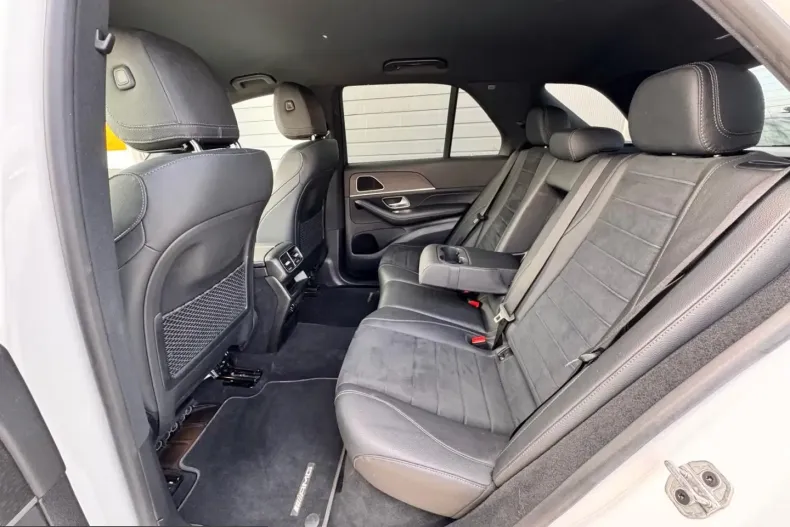 Mercedes-Benz GLE 300 (Clasa GLE) din 2023 cu 41.000 km - oferta MER212646 - foto 23