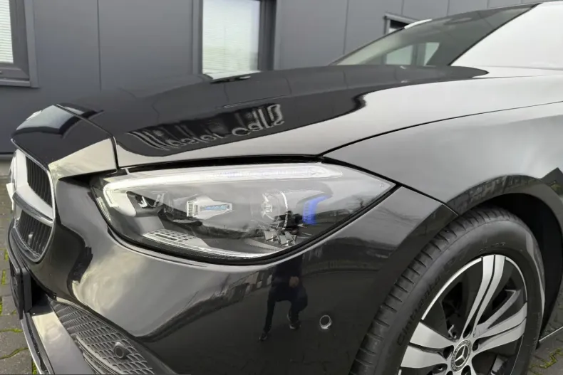 Mercedes-Benz C 220 (Clasa C) din 2023 cu 92.400 km - oferta MER212648 - foto 12