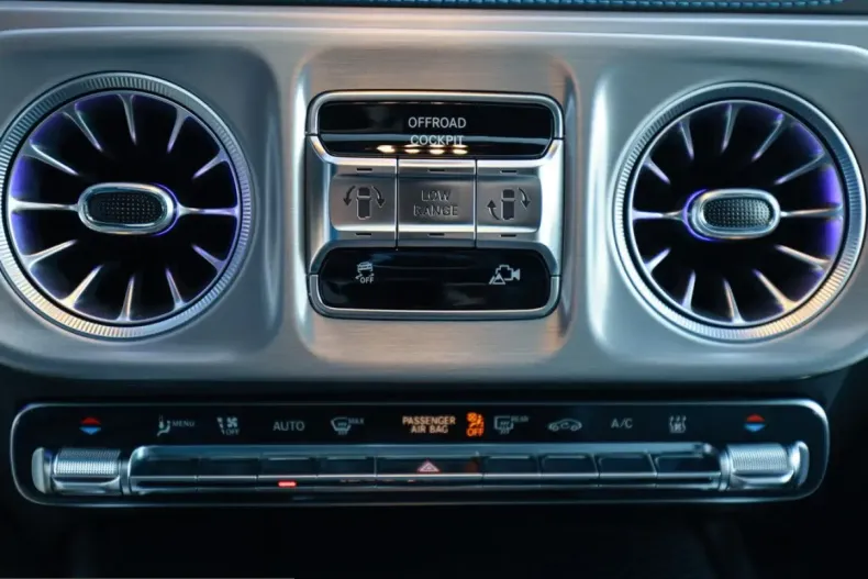 Mercedes-Benz G 580 (Clasa G) din 2024 cu 21.321 km - oferta MER212649 - foto 14