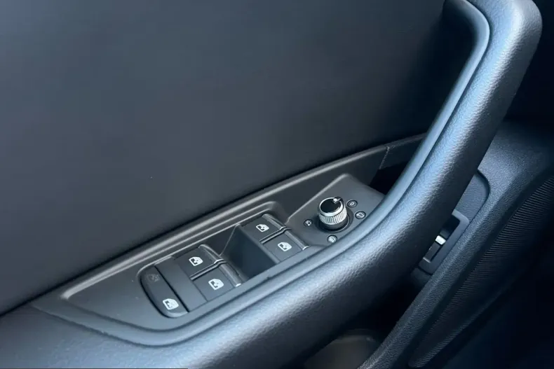 Audi A4 din 2024 cu 29.705 km - oferta AUD212652 - foto 14