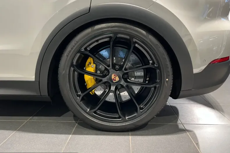 Porsche Cayenne din 2025 cu 14.900 km - oferta POR212654 - foto 8