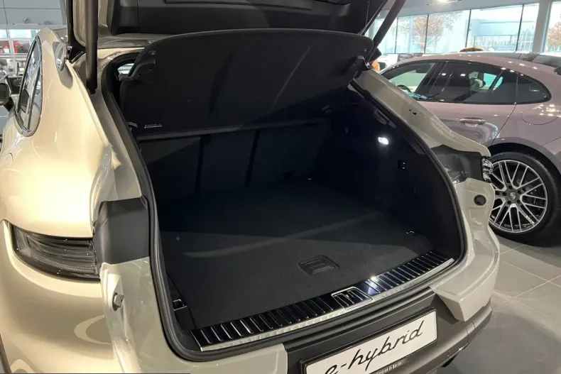Porsche Cayenne din 2025 cu 14.900 km - oferta POR212654 - foto 22