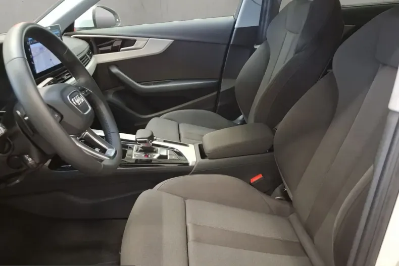 Audi A4 din 2024 cu 26.589 km - oferta AUD212655 - foto 10
