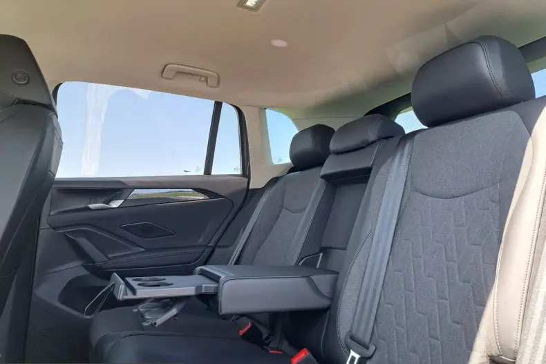 Volkswagen Tiguan din 2024 cu 34.000 km - oferta VOL212659 - foto 18