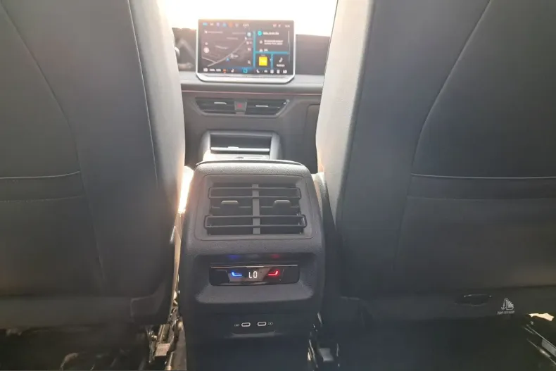 Volkswagen Tiguan din 2024 cu 34.000 km - oferta VOL212659 - foto 20