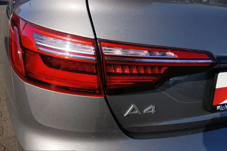 Audi A4 din 2022 cu 43.586 km - oferta AUD212660 - foto 8