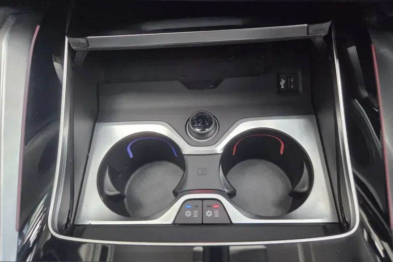 BMW X6 (Seria X) din 2025 cu 18.250 km - oferta BMW212661 - foto 34
