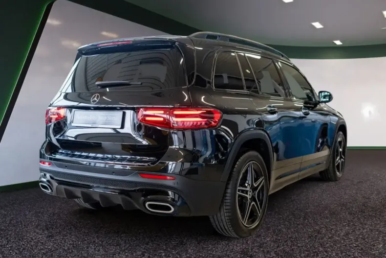Mercedes-Benz GLB 250 (Clasa GLB) din 2024 cu 16.472 km - oferta MER212662 - foto 2