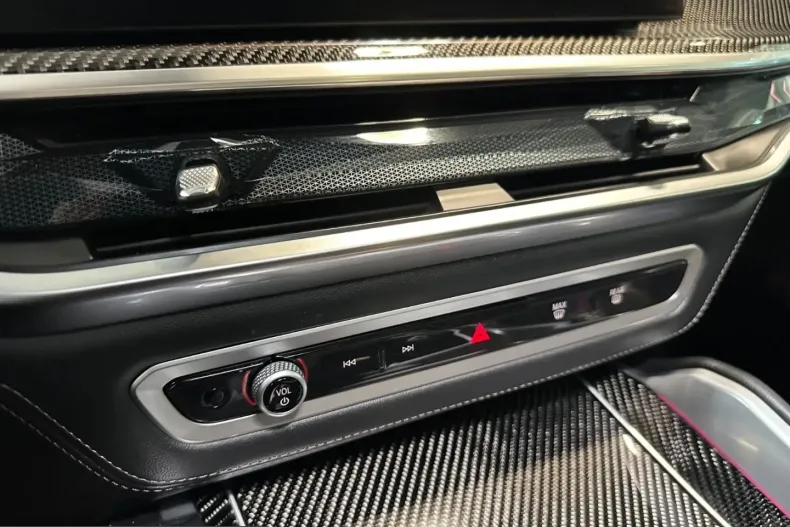 BMW X6 (Seria X) din 2025 cu 24.056 km - oferta BMW212666 - foto 39