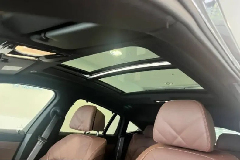 BMW X6 (Seria X) din 2025 cu 9.642 km - oferta BMW212671 - foto 18