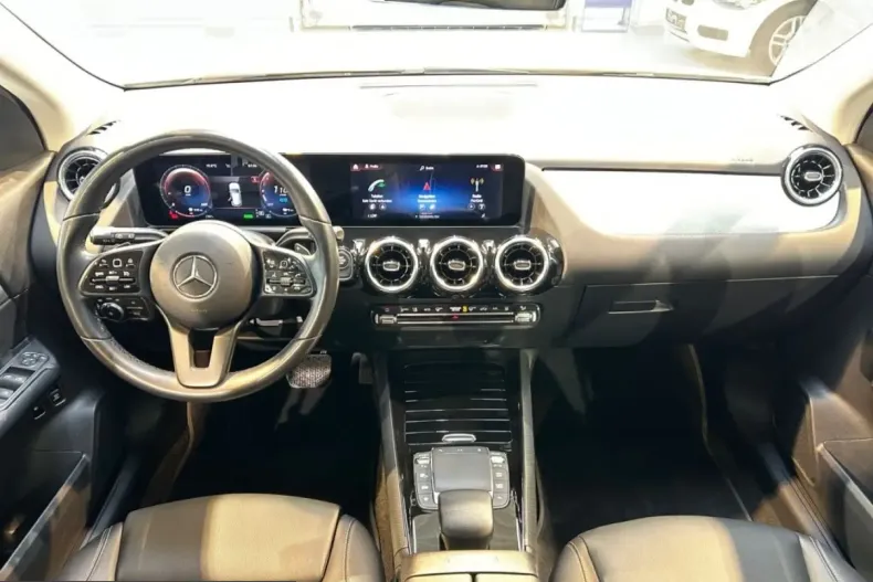 Mercedes-Benz GLA 250 (Clasa GLA) din 2022 cu 76.333 km - oferta MER212672 - foto 17