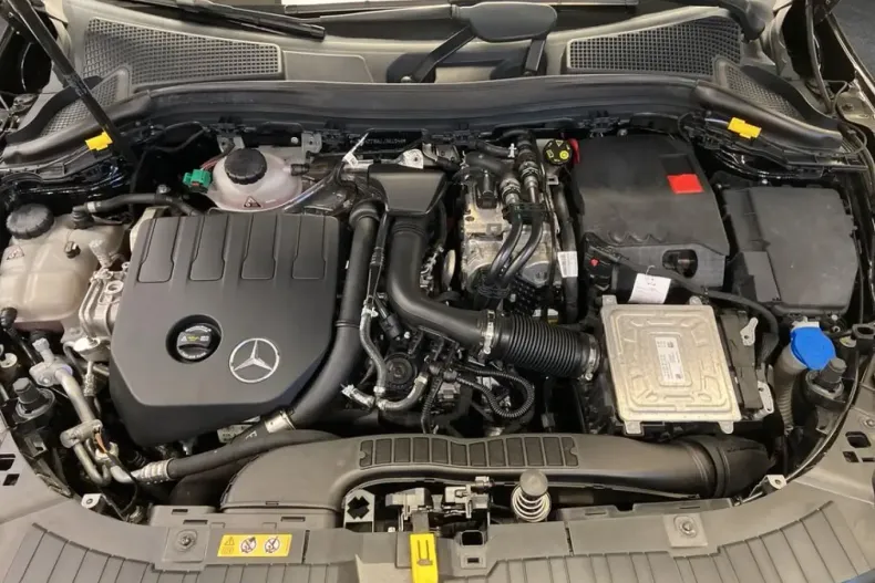 Mercedes-Benz GLA 250 (Clasa GLA) din 2022 cu 75.856 km - oferta MER212673 - foto 7